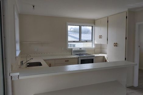 Photo of property in 4 Lydford Place, Spotswood, New Plymouth, 4310