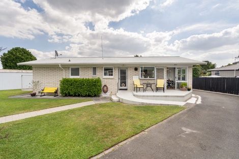 Photo of property in 12 Erika Place, Fairview Downs, Hamilton, 3214