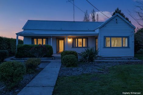 Photo of property in 24 Bennett Street, Waipawa, 4210
