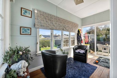Photo of property in 11 Miranda Street, Stratford, 4332