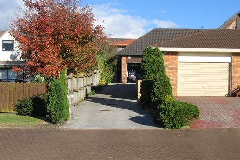 Photo of property in 1/25 Rakaia Rise, Clover Park, Auckland, 2019