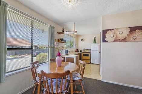 Photo of property in 23 Resolution Place, Bryndwr, Christchurch, 8053