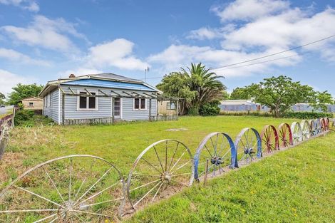 Photo of property in 2-4 Petticoat Lane, Doyleston, 7682