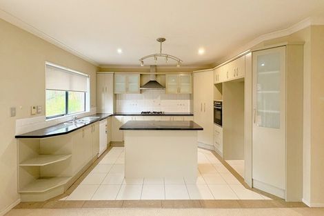 Photo of property in 56 San Marino Drive West, Henderson, Auckland, 0612