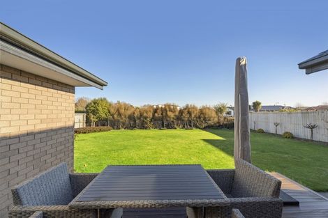 Photo of property in 10 Kilkivan Lane, Broomfield, Christchurch, 8042