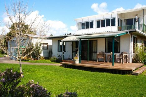 Photo of property in 9 Tuna Place, Whiritoa, Whangamata, 3691