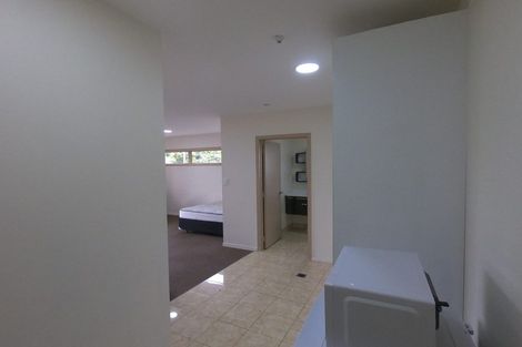 Photo of property in 2 Greensboro Street, Hamilton East, Hamilton, 3216