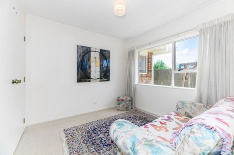 Photo of property in 1/89 Nile Road, Milford, Auckland, 0620