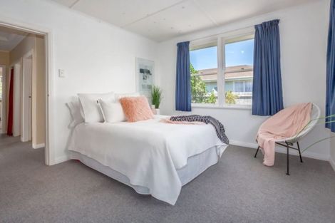 Photo of property in 87 Te Pene Avenue, Titahi Bay, Porirua, 5022