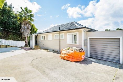 Photo of property in 30 Nigel Road, Browns Bay, Auckland, 0630