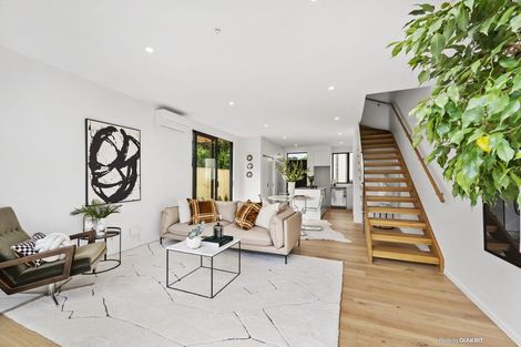 Photo of property in 16e Inglis Street, Seatoun, Wellington, 6022