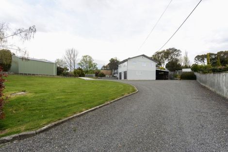 Photo of property in 10 Watts Road, Waipawa, 4210
