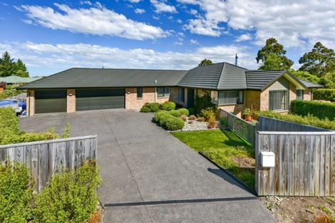 Photo of property in 5 Perrin Place, Darfield, 7510
