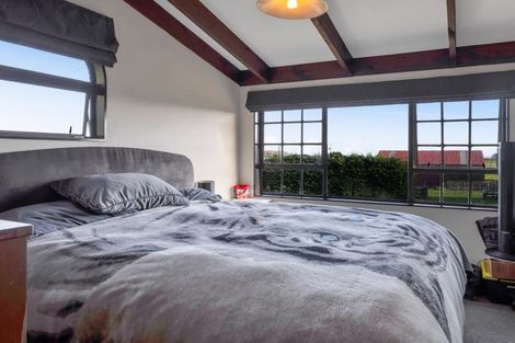 Photo of property in 8 Muggeridge Road, Manutahi, Patea, 4598