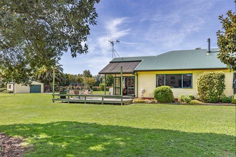 Photo of property in 9 Tui Glen Drive, Levin, 5571