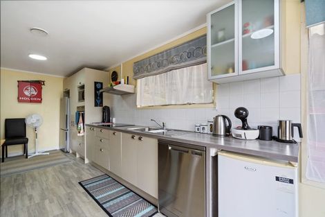 Photo of property in 27 Mcinnes Avenue, Te Kamo, Whangarei, 0112