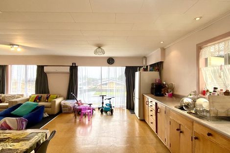 Photo of property in 18f2- Hillside Drive, Maoribank, Upper Hutt, 5018