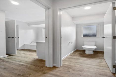 Photo of property in 54 Walworth Avenue, Pakuranga Heights, Auckland, 2010