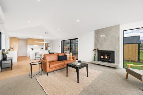 Photo of property in 117 Wooing Tree Avenue, Cromwell, 9310