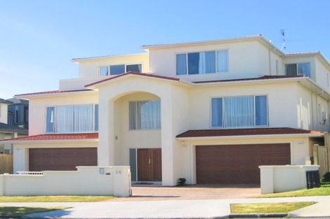 Photo of property in 54 Moyrus Crescent, East Tamaki Heights, Auckland, 2016