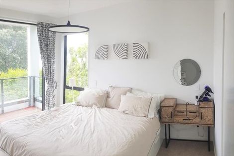 Photo of property in 1f Wilkinson Street, Oriental Bay, Wellington, 6011