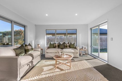 Photo of property in 57 Acacia Avenue, Rangiora, 7400