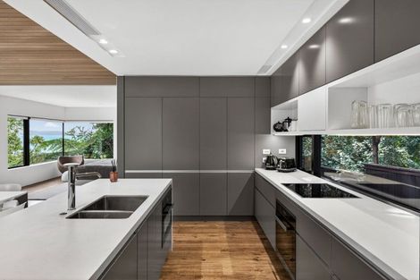 Photo of property in 34 Arapito Road, Titirangi, Auckland, 0604