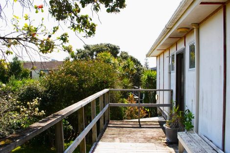 Photo of property in 9 Tuna Place, Whiritoa, Whangamata, 3691