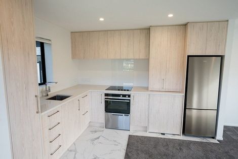 Photo of property in 1/182 Cambridge Terrace, Fairfield, Lower Hutt, 5011