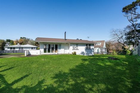 Photo of property in 18 Dellwood Avenue, Henderson, Auckland, 0612