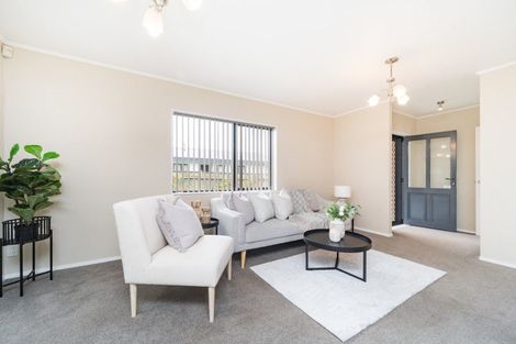 Photo of property in 71 Rhodes Drive, Kelvin Grove, Palmerston North, 4414