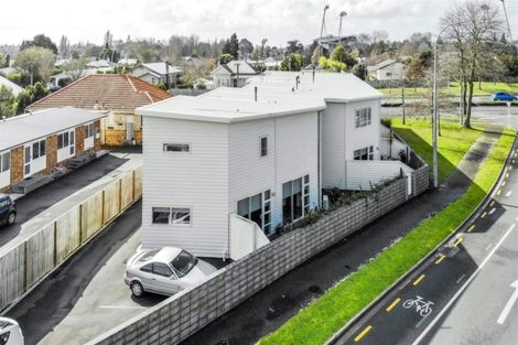 Photo of property in 39u5 Norton Road, Frankton, Hamilton, 3204