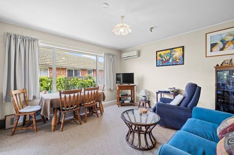 Photo of property in 87 Aorangi Road, Bryndwr, Christchurch, 8053