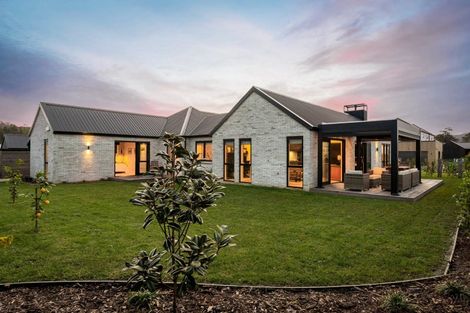 Photo of property in 8 Tiaki Lane, Matakana, 0985