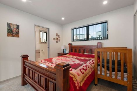 Photo of property in 29 Fredrick Hanson Road, Papakura, 2110