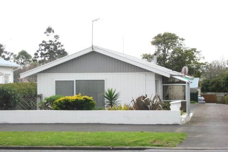 Photo of property in 5/311 Carrington Street, Vogeltown, New Plymouth, 4310