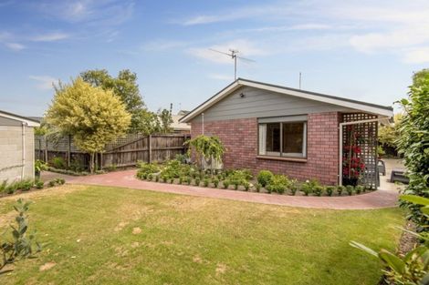 Photo of property in 31 Kirsten Place, Parklands, Christchurch, 8083