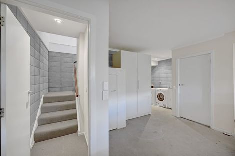 Photo of property in The Strand, 4/16 Ronald Street, Strandon, New Plymouth, 4312