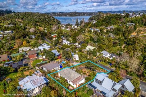 Photo of property in 31 Pomare Road, Russell, 0202