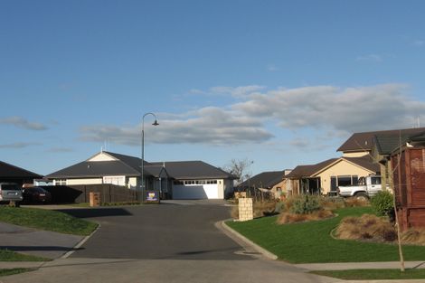 Photo of property in 13 Cherie Close, Rototuna, Hamilton, 3210