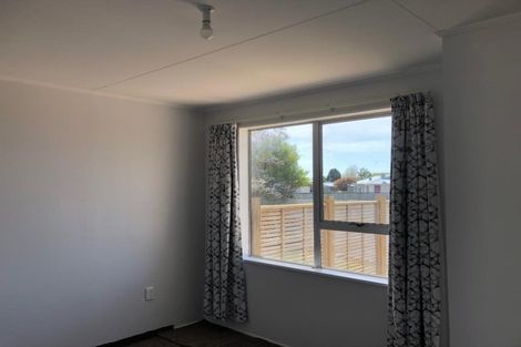 Photo of property in 24 Heather Street, Levin, 5510