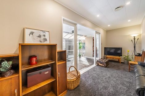 Photo of property in 19 Denver Grove, Totara Park, Upper Hutt, 5018