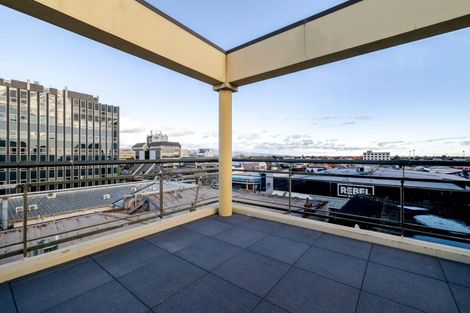 Photo of property in 3/6p Queen Street, Palmerston North, 4410