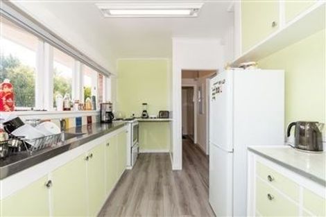 Photo of property in 47 Miro Street, New Lynn, Auckland, 0600