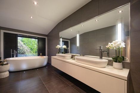 Photo of property in 27a Phoenix Avenue, Hokowhitu, Palmerston North, 4410