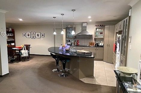 Photo of property in 208 Frimley Oaks, Frimley, Hastings, 4120