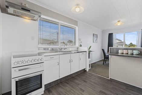 Photo of property in 5 Norman Street, Lower Vogeltown, New Plymouth, 4310