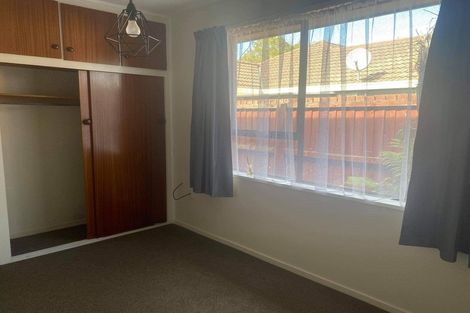 Photo of property in 2/36 Solomon Avenue, Redwood, Christchurch, 8051