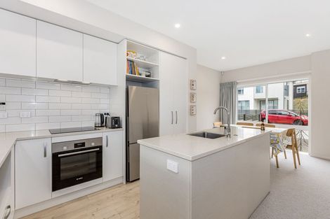 Photo of property in 34 Koreke Close, Kenepuru, Porirua, 5022