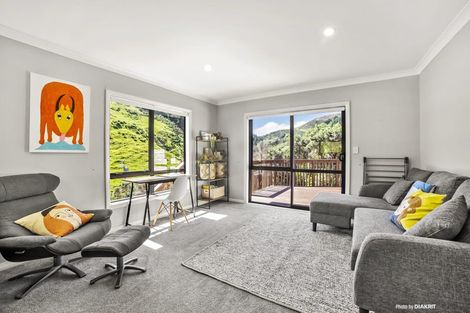 Photo of property in 499 South Makara Road, Makara, Karori, 6972